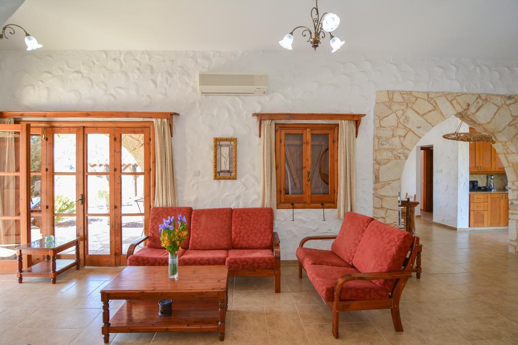 Polis La Estancia מראה חיצוני תמונה